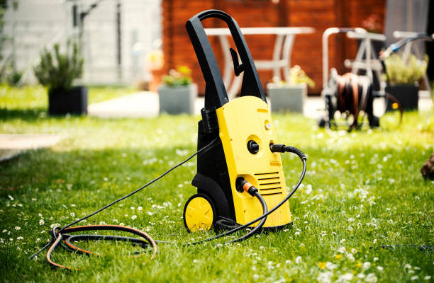 Professional Pressure Washing Services in Wacousta, MI
